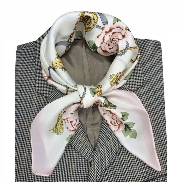 Unbranded Other - ✨✨Elegant Square Silky Scarf Bandana Retro Roses Pink Beige Versatile Soft New